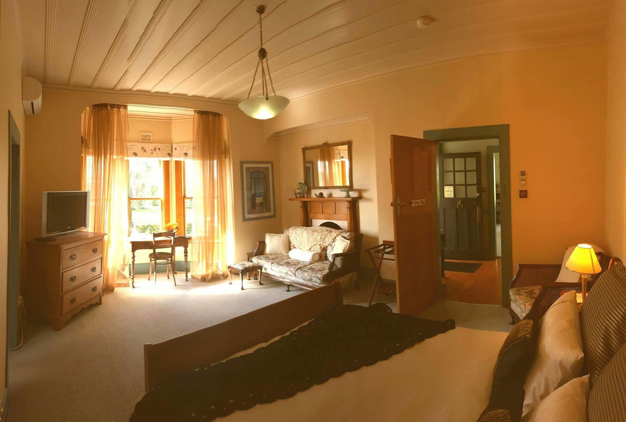 Oak Lane Lodge Хамилтън Екстериор снимка